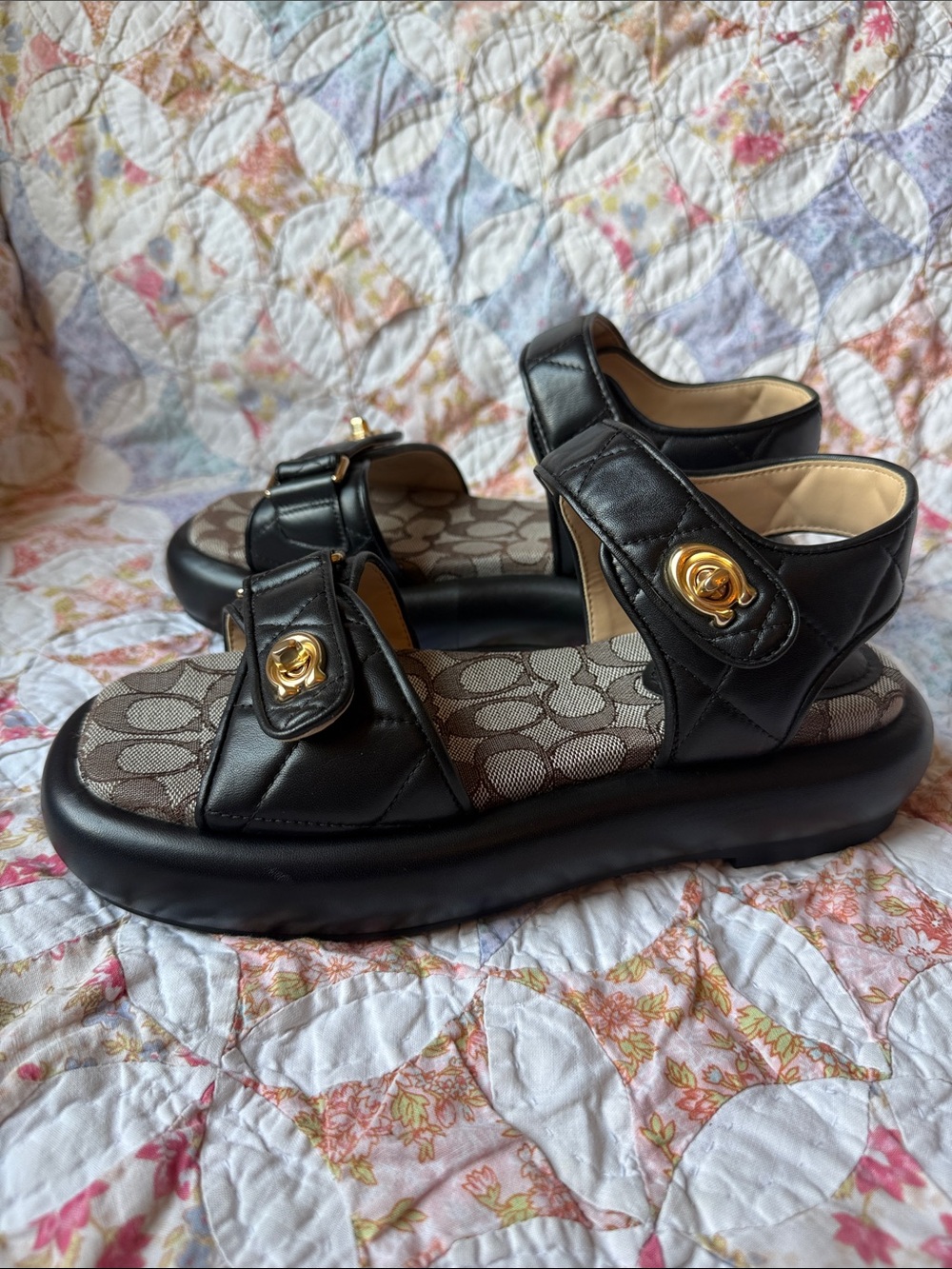 Coach Peyton Double Buckle Flatform Sandals Black Leather SZ 8 B